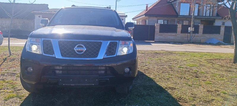 Nissan Pathfinder, снимка 1 - Автомобили и джипове - 49127330