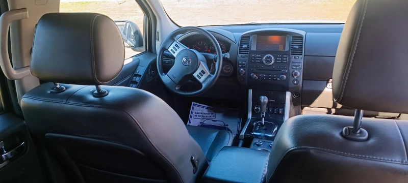 Nissan Pathfinder, снимка 3 - Автомобили и джипове - 49127330