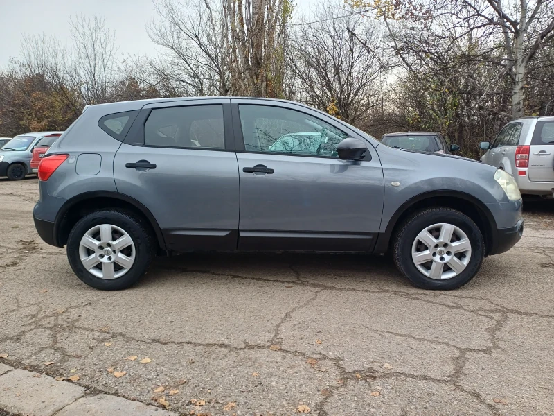 Nissan Qashqai 1.6 i 16v, снимка 4 - Автомобили и джипове - 52654320