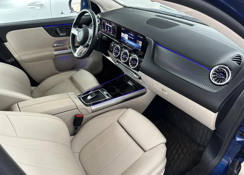 Mercedes-Benz GLA 200 d, снимка 6 - Автомобили и джипове - 52694947