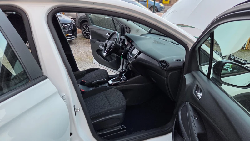 Opel Crossland X 1.2i AUT. 57000km, снимка 12 - Автомобили и джипове - 52921298