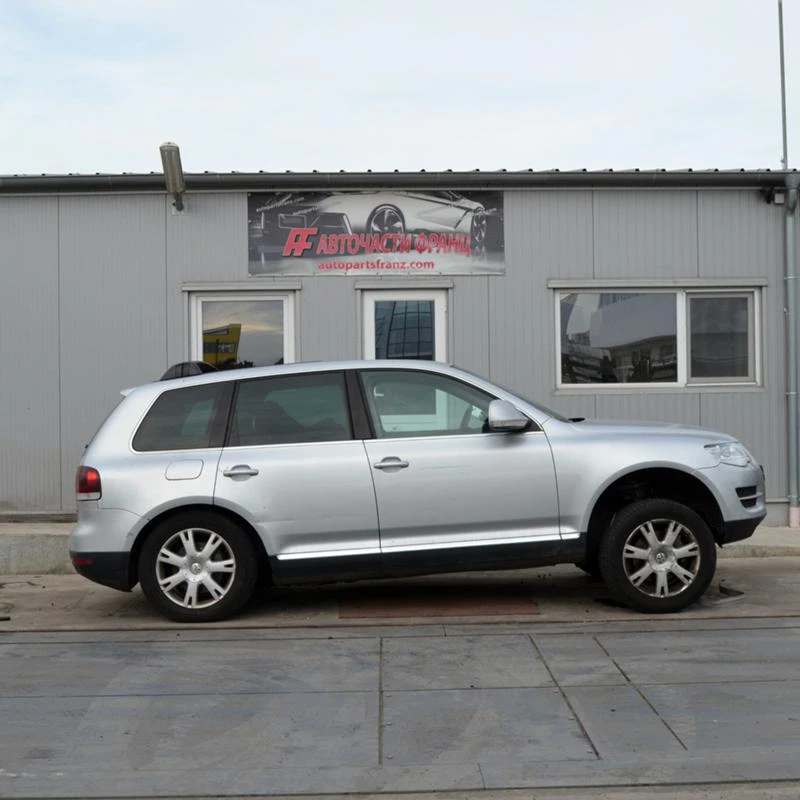 VW Touareg 3.0 TDI  165KW, снимка 2 - Автомобили и джипове - 27468841