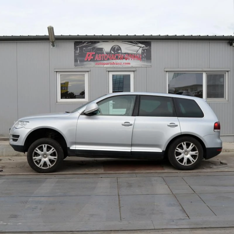 VW Touareg 3.0 TDI  165KW, снимка 3 - Автомобили и джипове - 27468841