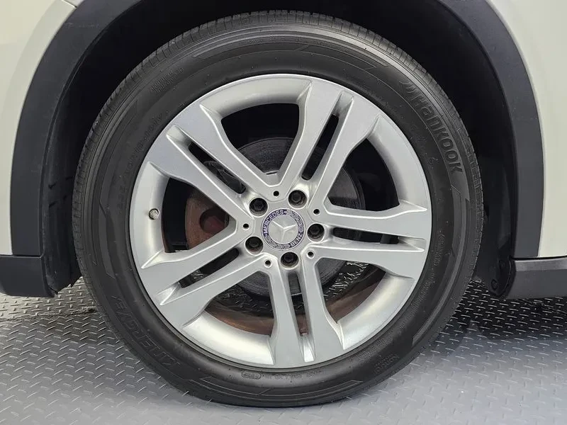 Mercedes-Benz GLA 200 Cdi, снимка 5 - Автомобили и джипове - 55103150