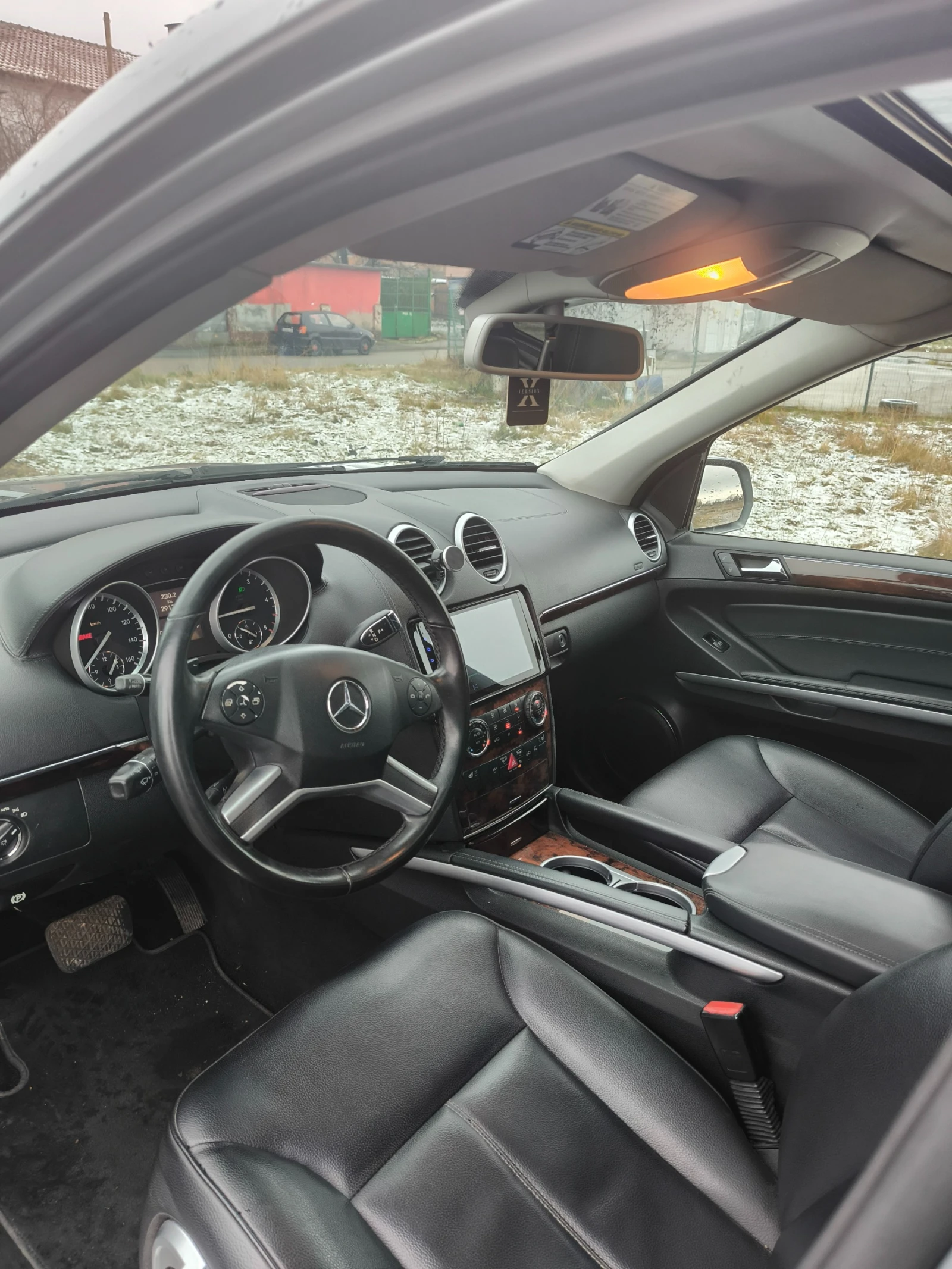Mercedes-Benz GL 350  - изображение 6