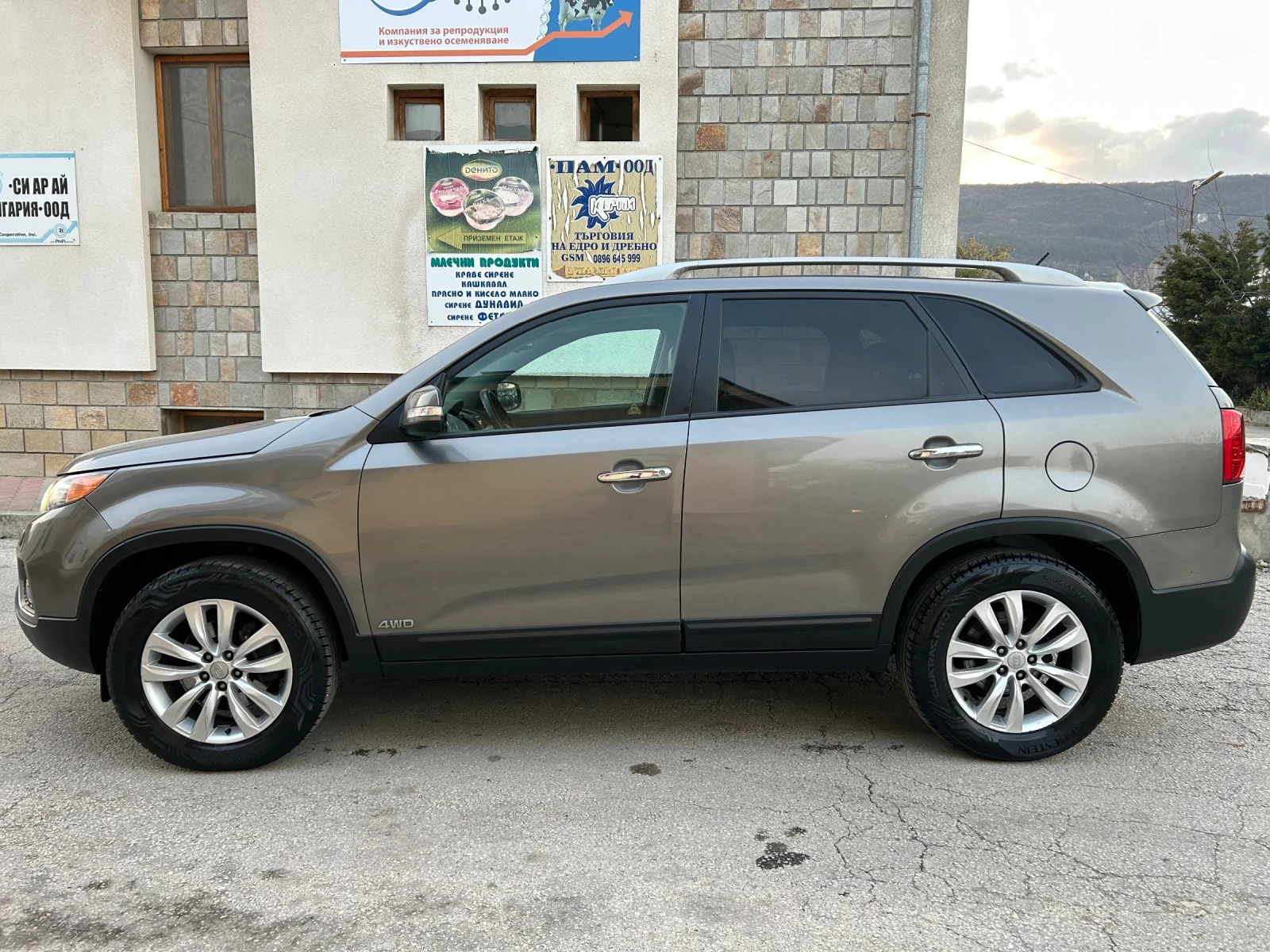 Kia Sorento 2.2CRDi 197k.c. 4WD FULL - изображение 7