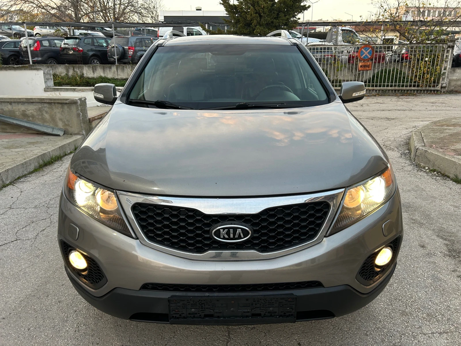 Kia Sorento 2.2CRDi 197k.c. 4WD FULL - изображение 2