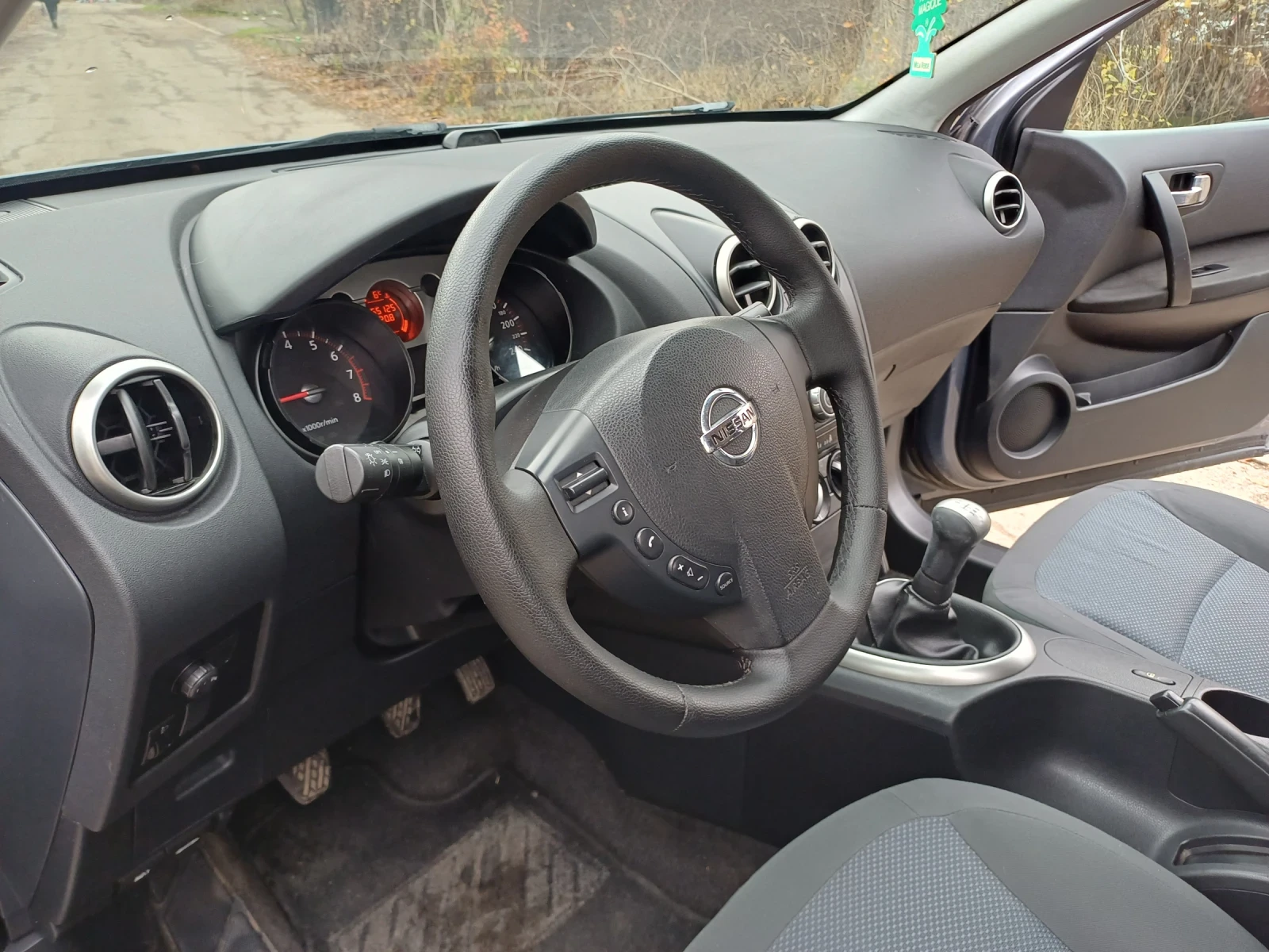 Nissan Qashqai 1.6 i 16v - изображение 10