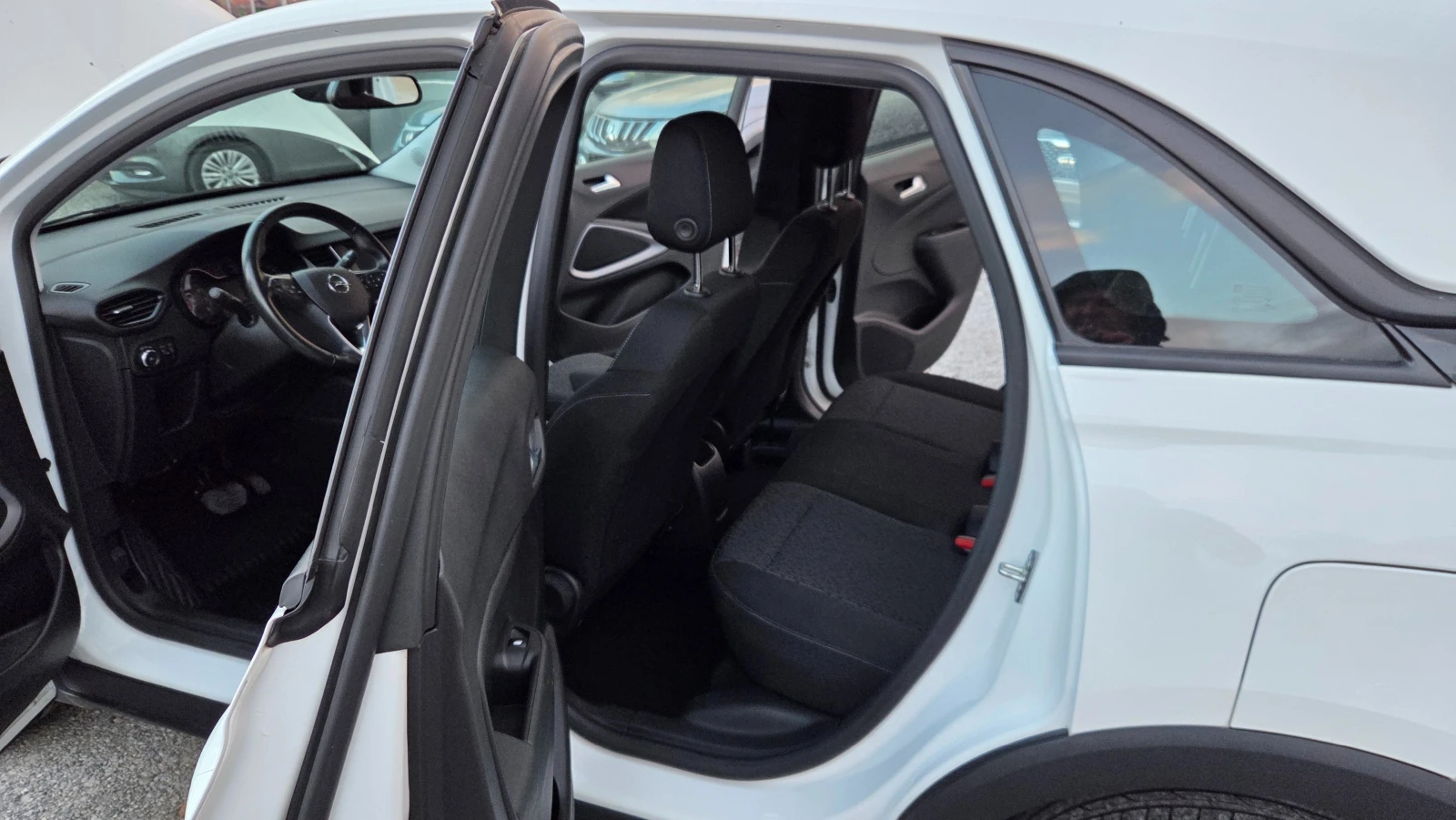 Opel Crossland X 1.2i AUT. 57000km - изображение 10