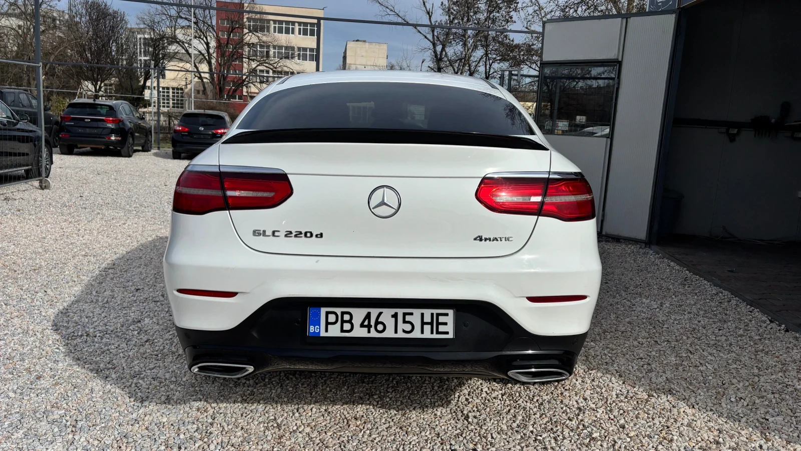 Mercedes-Benz GLC 220 С регистрация платено всичко - изображение 4