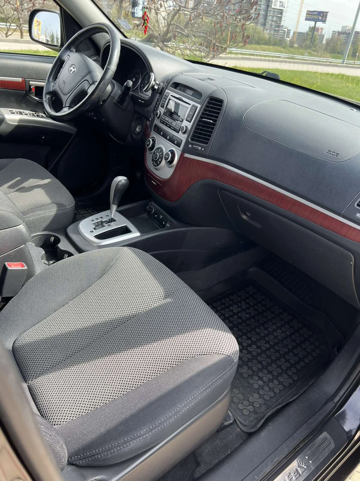 Hyundai Santa fe , Автоматик - Първи собственик, снимка 8 - Автомобили и джипове - 54180838