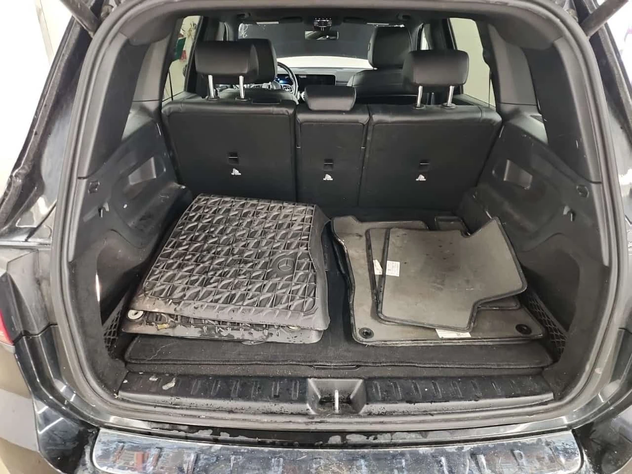 Mercedes-Benz GLB 250  CARFAX, снимка 13 - Автомобили и джипове - 54211995