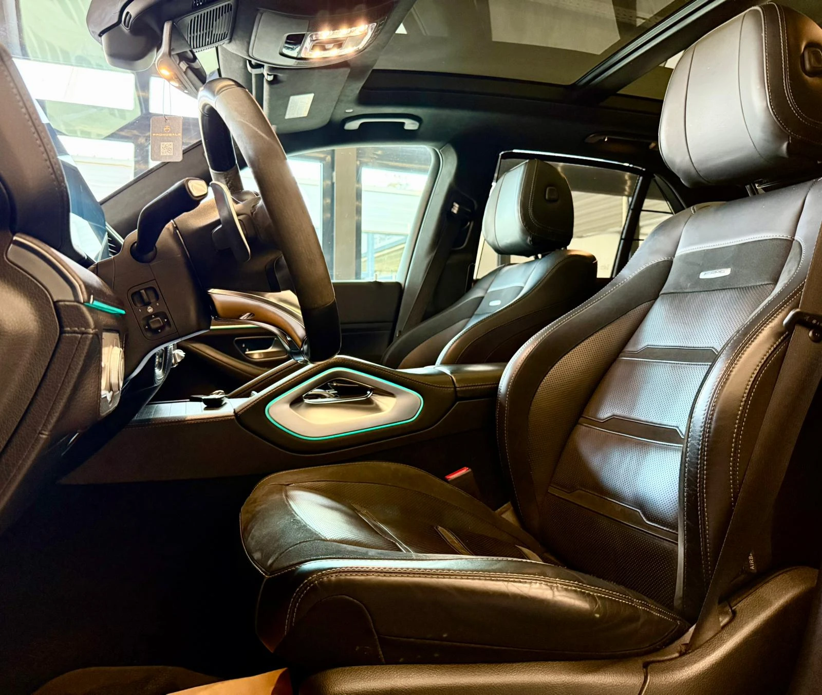 Mercedes-Benz GLE 53 4MATIC AMG* 4Matic+ * Панорама* Лизинг, снимка 6 - Автомобили и джипове - 54230122