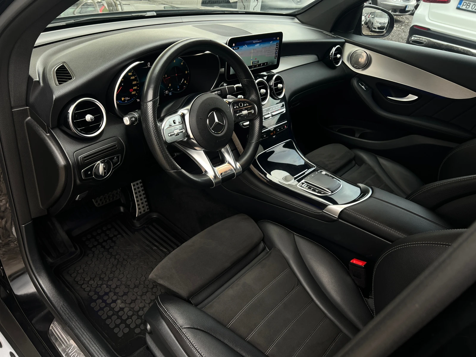 Mercedes-Benz GLC 300 D 4matic FACELIFT AMG EDITION OM654 EURO6D, снимка 9 - Автомобили и джипове - 54364719