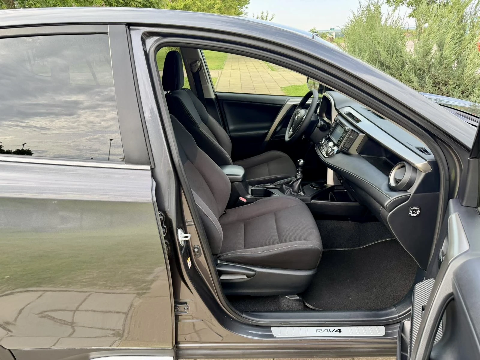Toyota Rav4, снимка 14 - Автомобили и джипове - 54513605