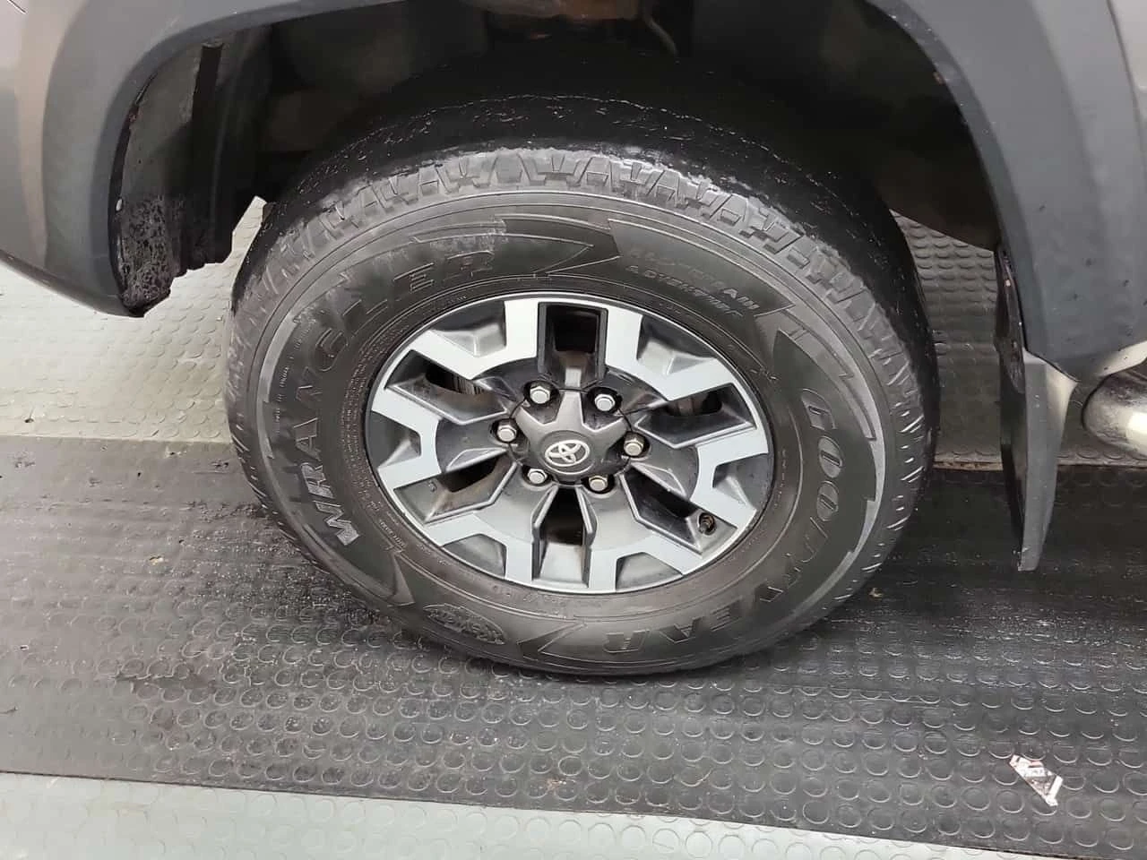 Toyota Tacoma SR5 EXTENDED CAB LONG BED * CARFAX * ����������� | Mobile.bg � ����������� 17