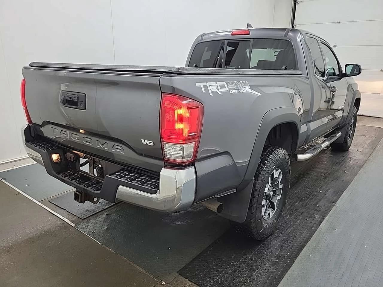 Toyota Tacoma SR5 EXTENDED CAB LONG BED * CARFAX * ����������� | Mobile.bg � ����������� 4