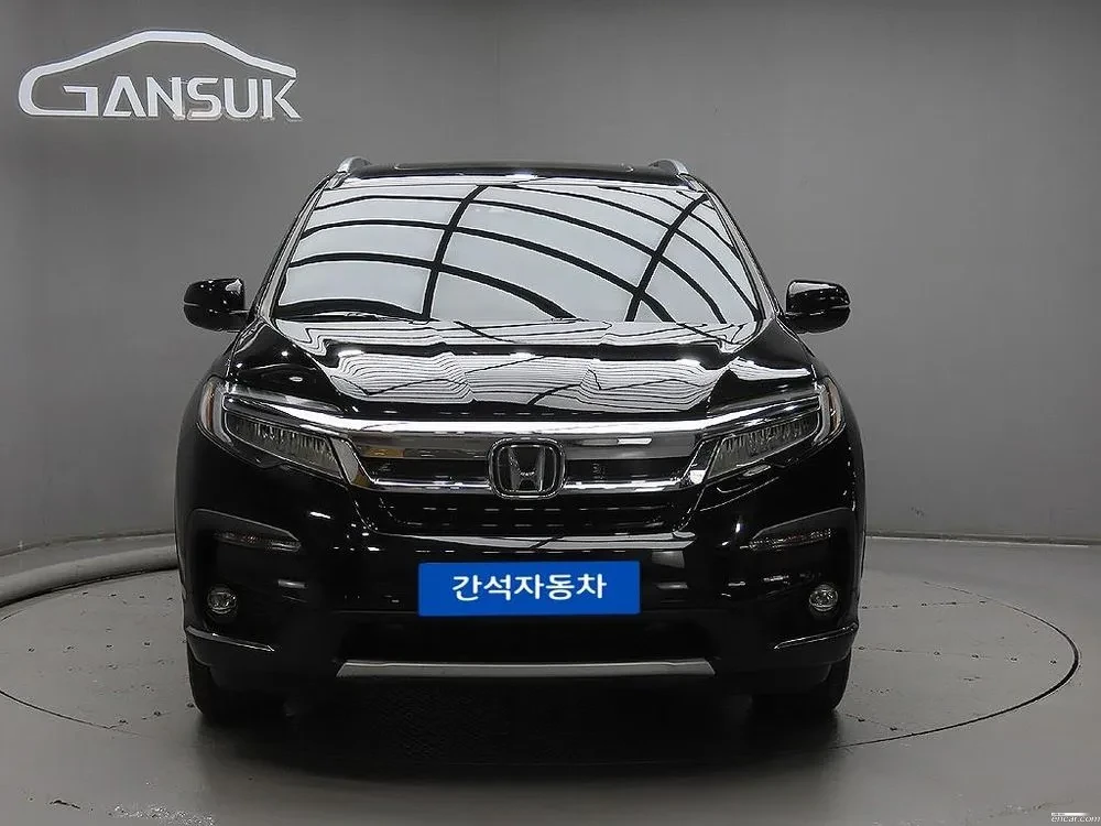 Honda Pilot ДИСТРОНИК* ПОДГРЕВ НА ВОЛАН* ОБДУХ* ТВ* 7 МЕСТА