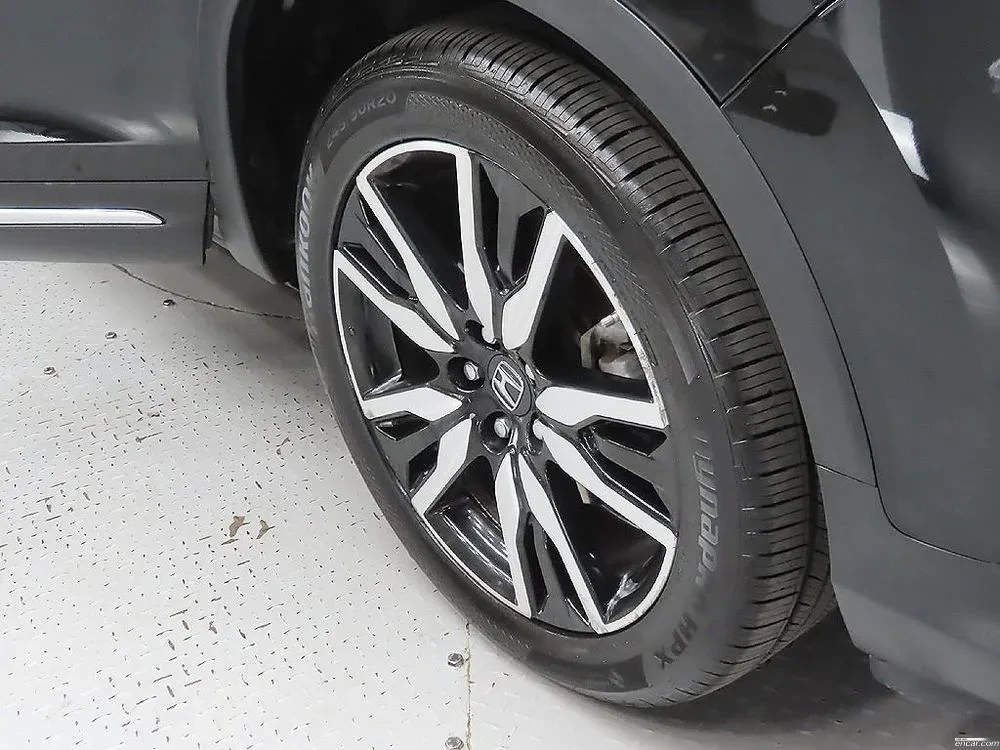 Honda Pilot ДИСТРОНИК* ПОДГРЕВ НА ВОЛАН* ОБДУХ* ТВ* 7 МЕСТА, снимка 5 - Автомобили и джипове - 54849109