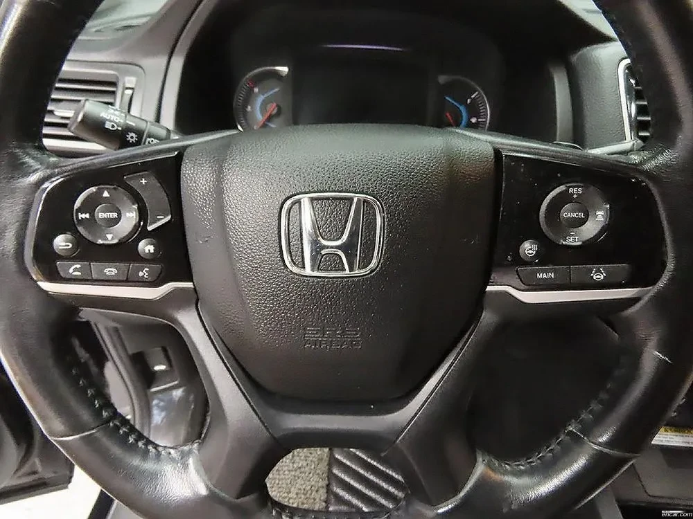 Honda Pilot ДИСТРОНИК* ПОДГРЕВ НА ВОЛАН* ОБДУХ* ТВ* 7 МЕСТА, снимка 13 - Автомобили и джипове - 54849109