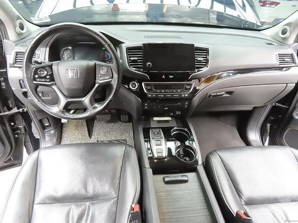 Honda Pilot ДИСТРОНИК* ПОДГРЕВ НА ВОЛАН* ОБДУХ* ТВ* 7 МЕСТА, снимка 10 - Автомобили и джипове - 54849109