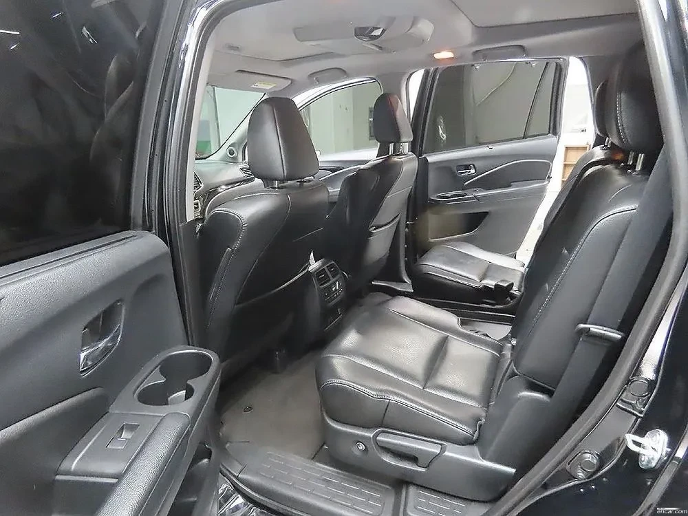 Honda Pilot ДИСТРОНИК* ПОДГРЕВ НА ВОЛАН* ОБДУХ* ТВ* 7 МЕСТА, снимка 9 - Автомобили и джипове - 54849109