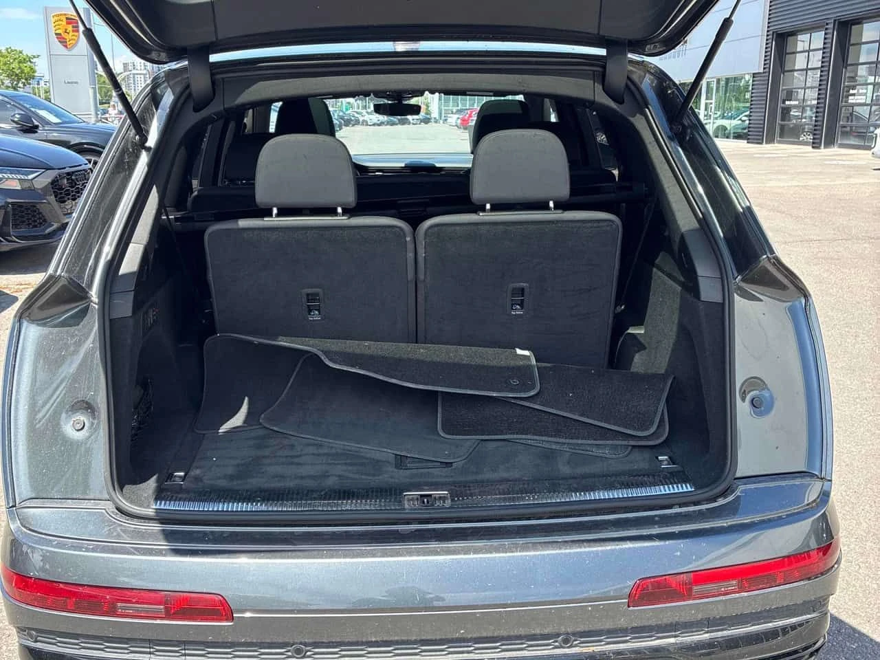 Audi Q7 Technik  CARFAX, снимка 14 - Автомобили и джипове - 54969159