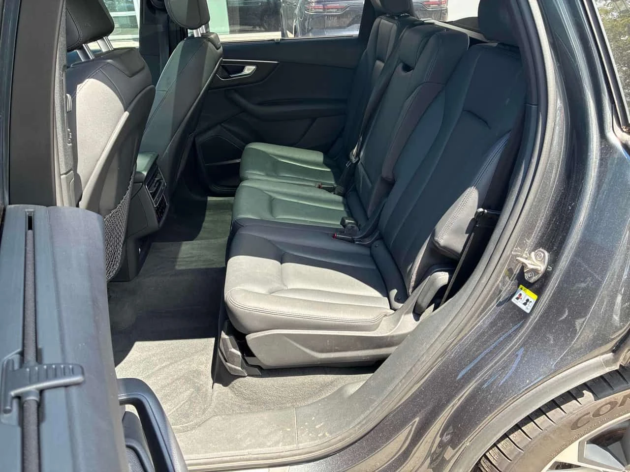 Audi Q7 Technik  CARFAX, снимка 13 - Автомобили и джипове - 54969159
