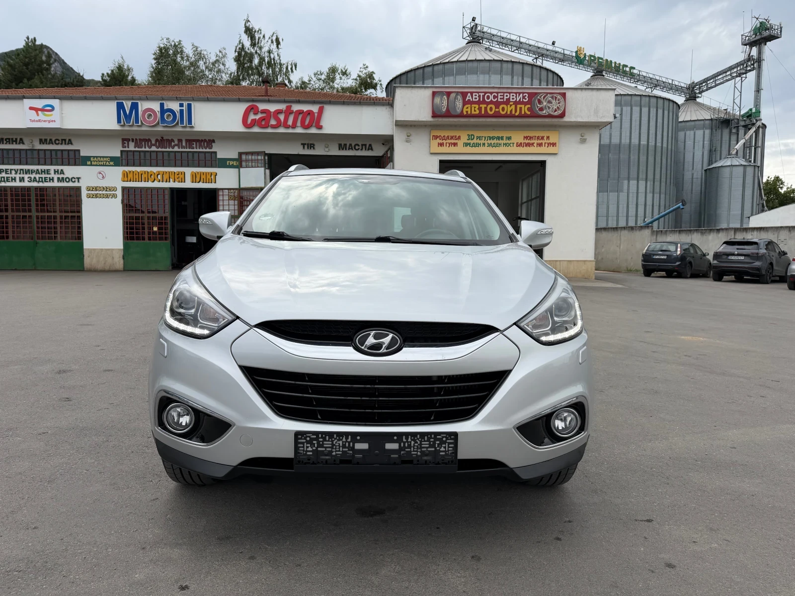 Hyundai IX35 Facelift* Led* 2.0* 4x4* Automatic* 152хл.км* Топ!, снимка 2 - Автомобили и джипове - 55408920