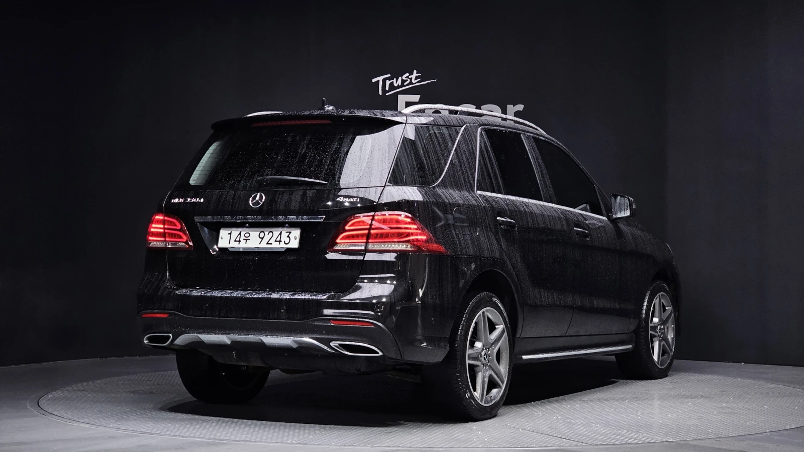 Mercedes-Benz GLE 350 ЕЛ. БАГАЖНИК* BLIND SPOT* ЛЮК* КРАЙНА ЦЕНА, снимка 2 - Автомобили и джипове - 55435206
