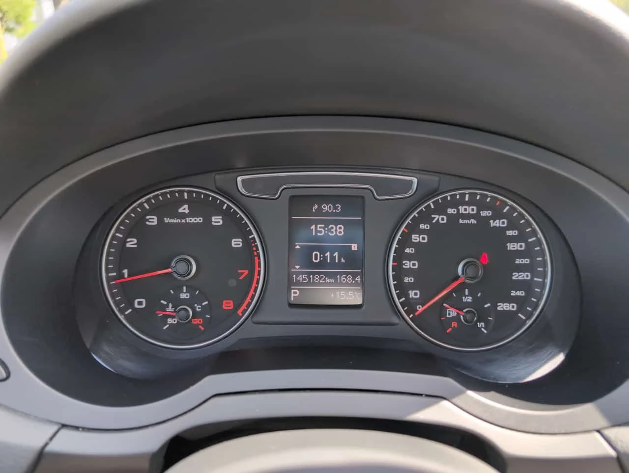 Audi Q3 Technik | CARFAX | АВТОКРЕДИТ БЕЗ ПЪРВОНАЧАЛНА , снимка 9 - Автомобили и джипове - 55482754