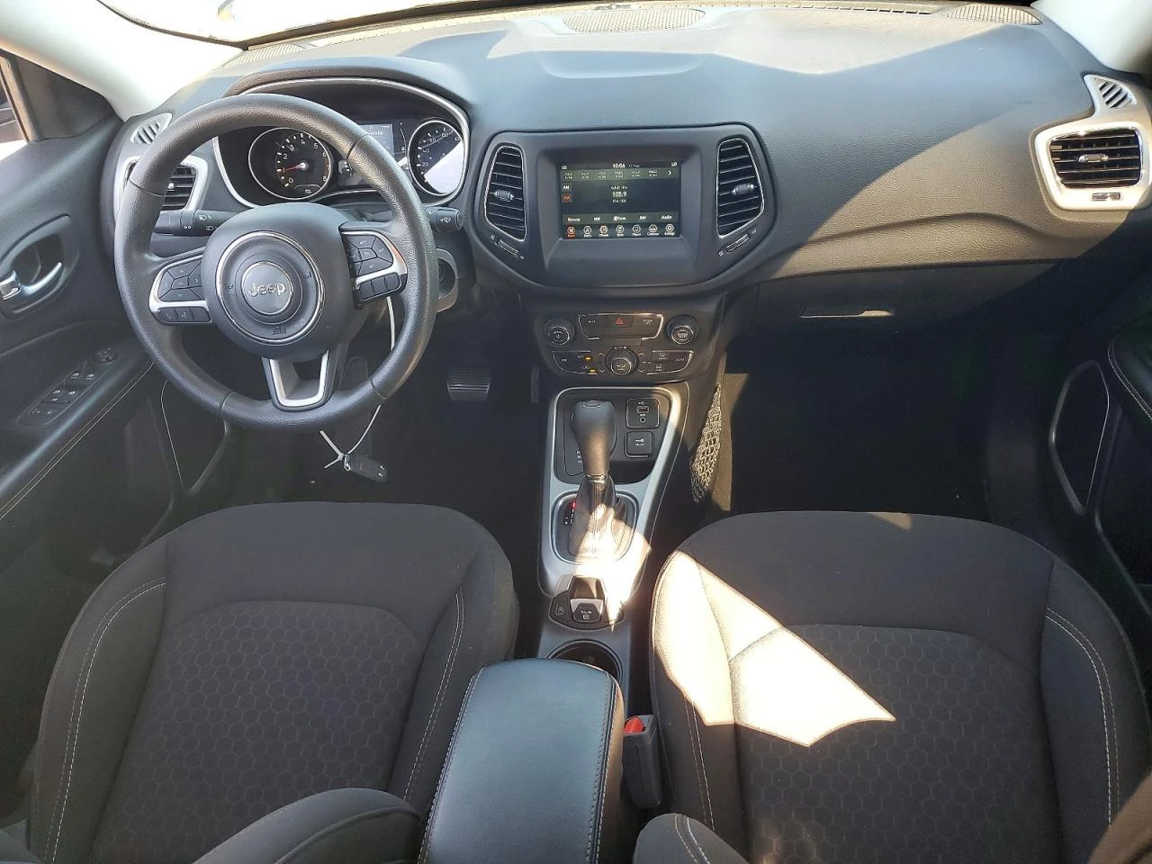 Jeep Compass 2.4l Sport, снимка 8 - Автомобили и джипове - 55877644