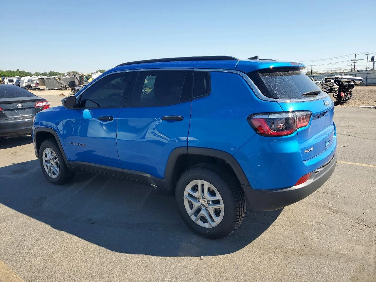 Jeep Compass 2.4l Sport, снимка 2 - Автомобили и джипове - 55877644