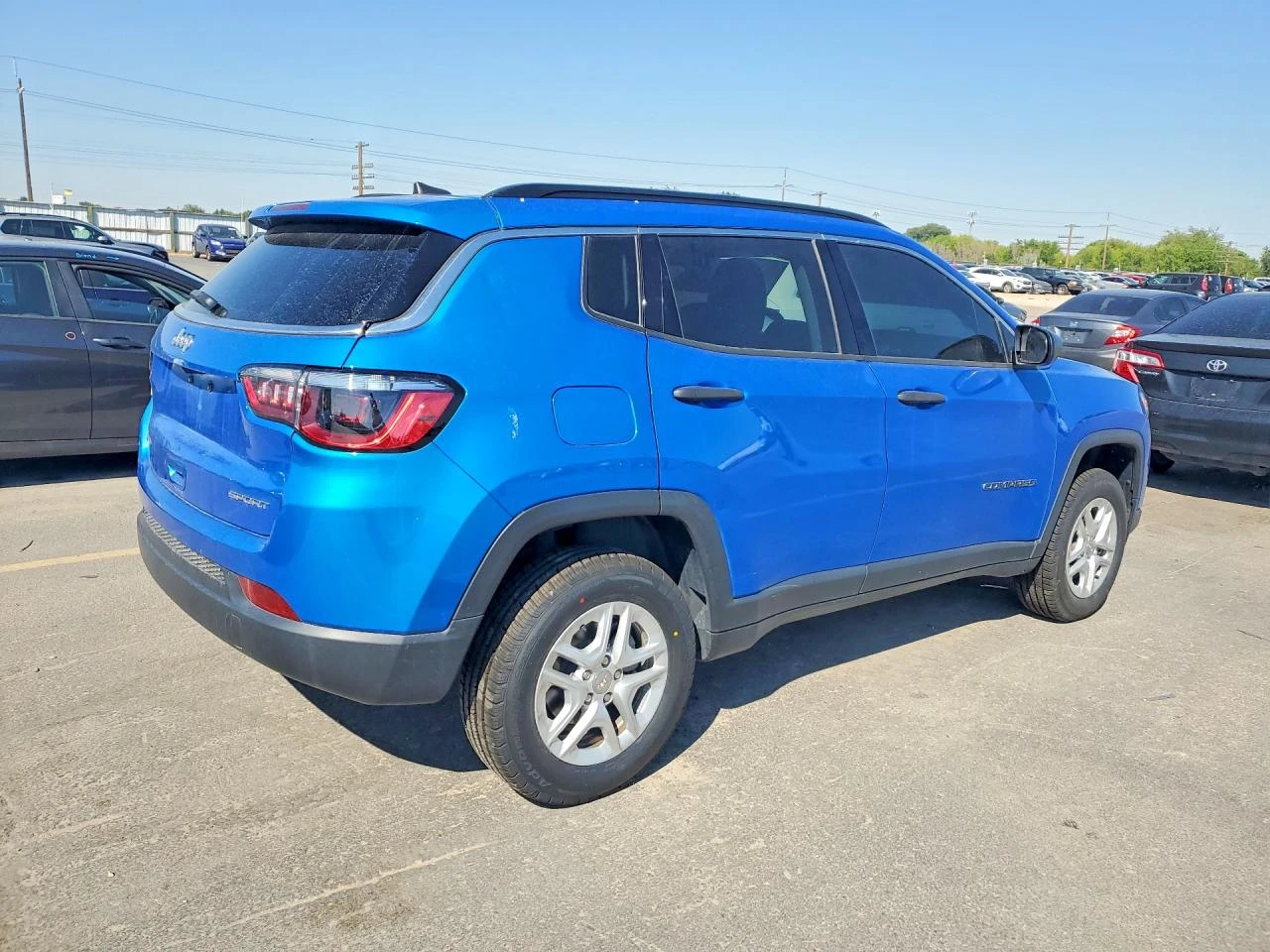 Jeep Compass 2.4l Sport, снимка 3 - Автомобили и джипове - 55877644
