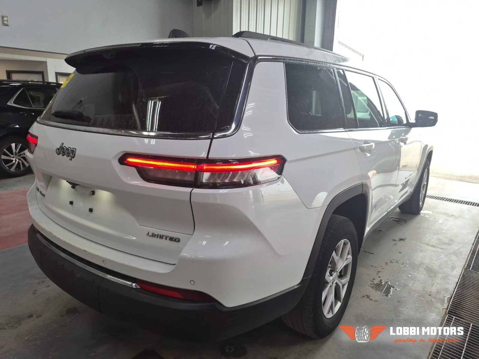 Jeep Grand cherokee, снимка 3 - Автомобили и джипове - 55992839
