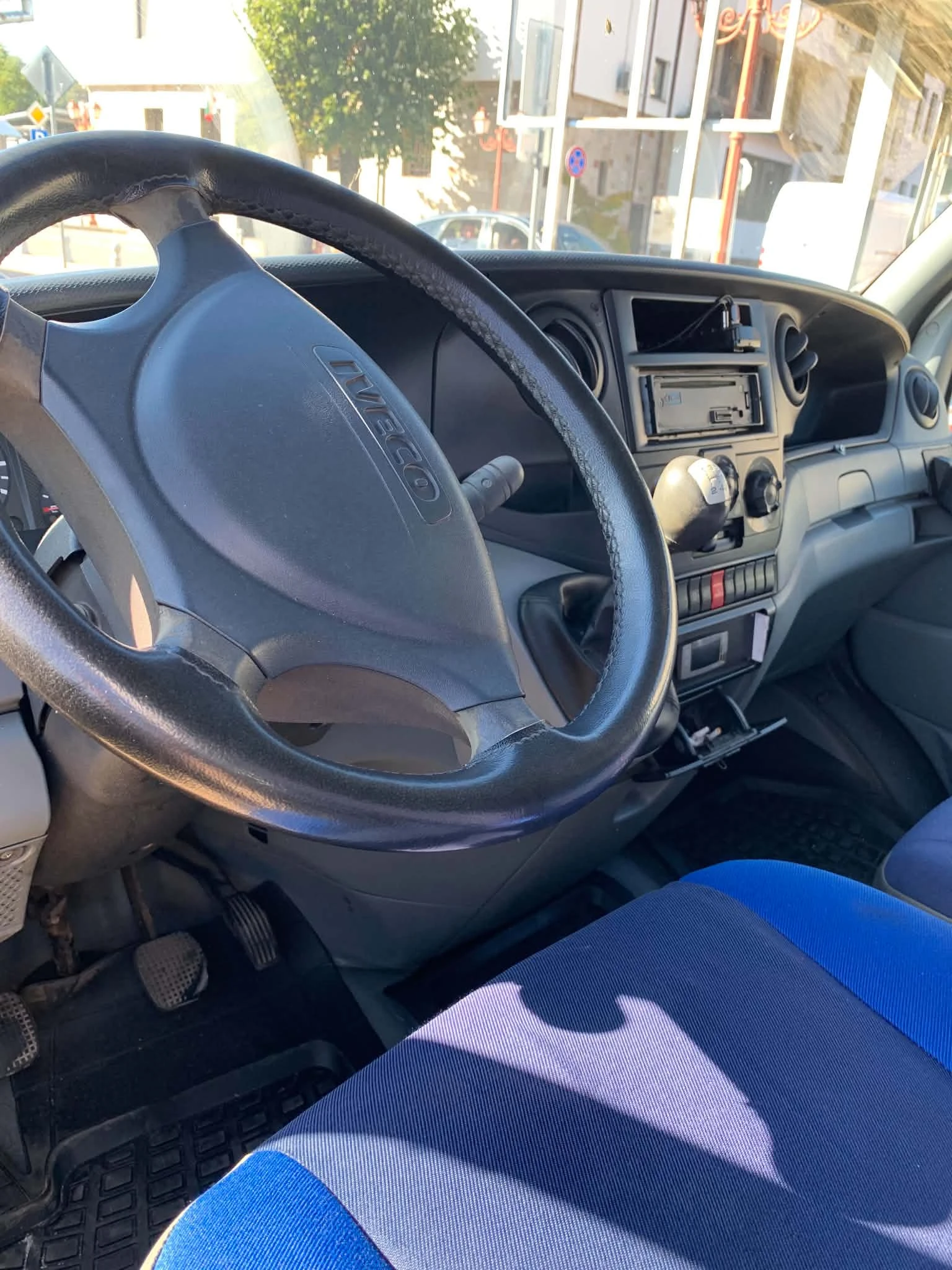 Iveco 35s12, снимка 5 - Бусове и автобуси - 56433040
