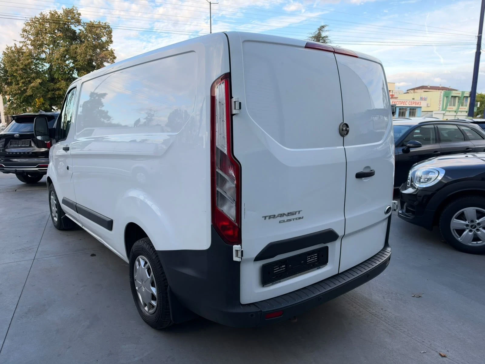 Ford Transit Custom, снимка 4 - Бусове и автобуси - 56529219
