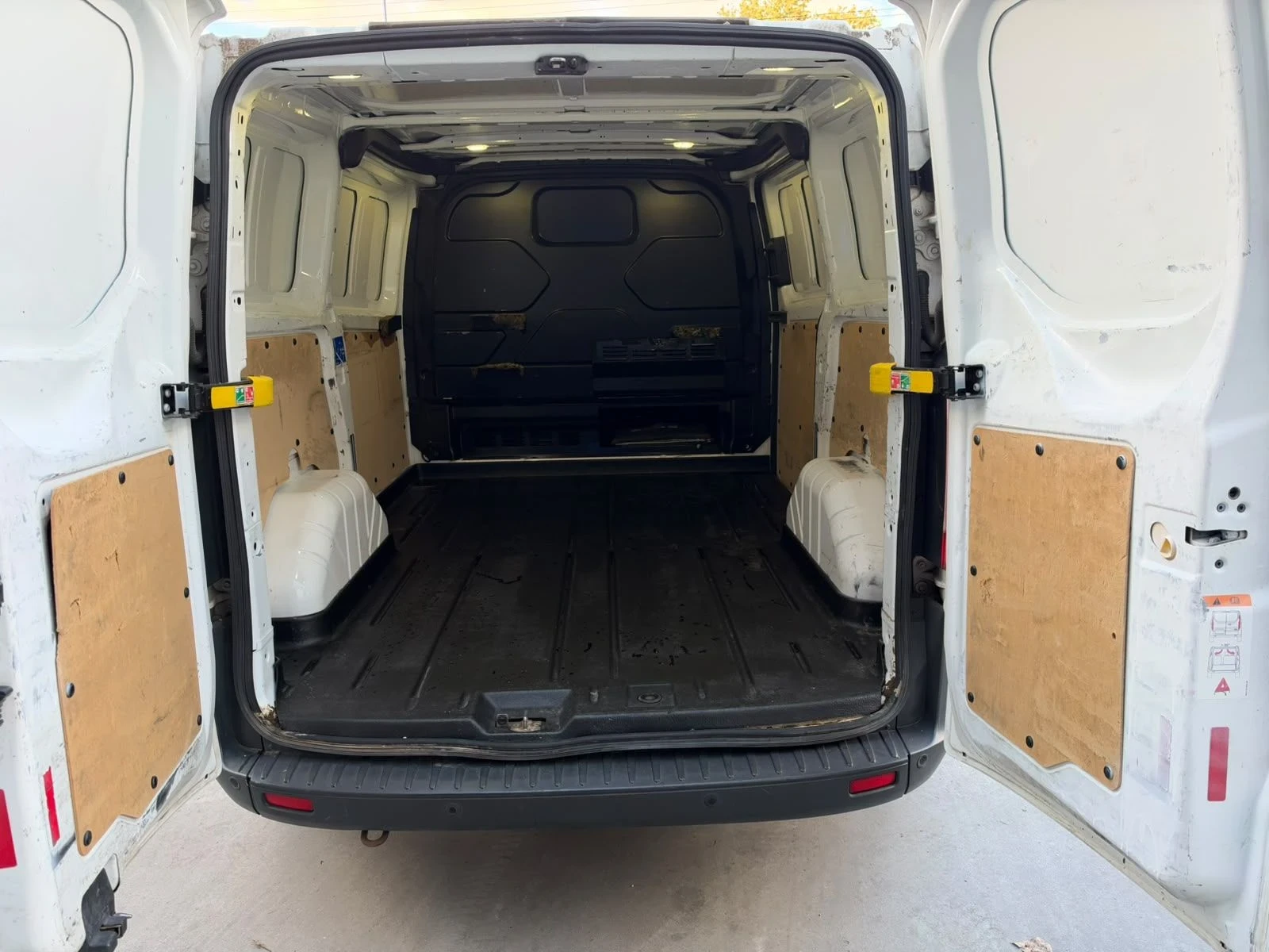 Ford Transit Custom, снимка 7 - Бусове и автобуси - 56529219