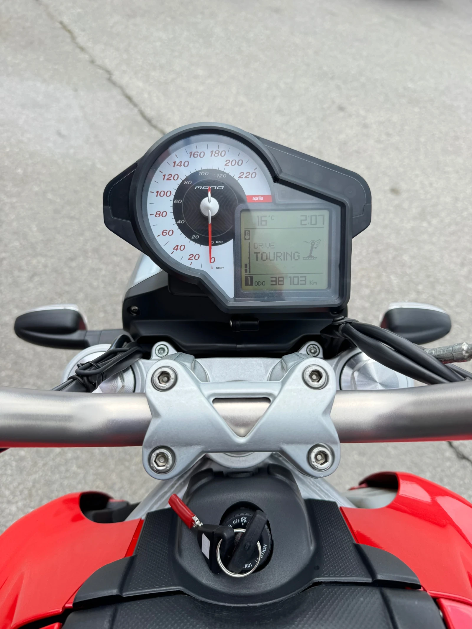 Aprilia Mana 850-АВТОМАТИК-ТОП, снимка 13 - Мотоциклети и мототехника - 54392479