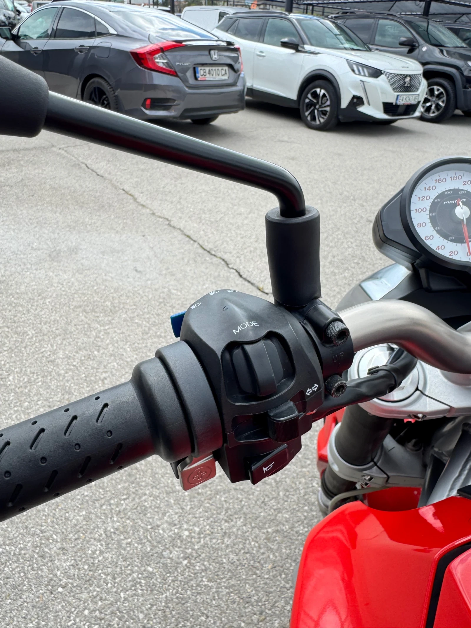 Aprilia Mana 850-АВТОМАТИК-ТОП, снимка 14 - Мотоциклети и мототехника - 54392479