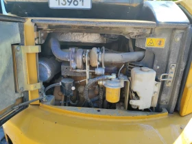 Багер Caterpillar 305.5D с чисто нови вериги, снимка 11