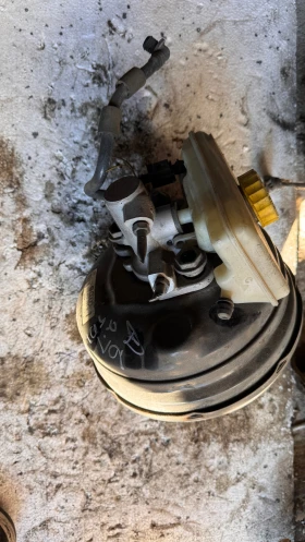       /    Audi A6 - 4F0612105