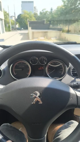 Peugeot 308 1.6 e-HDI, снимка 11