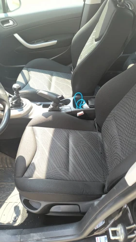 Peugeot 308 1.6 e-HDI, снимка 6