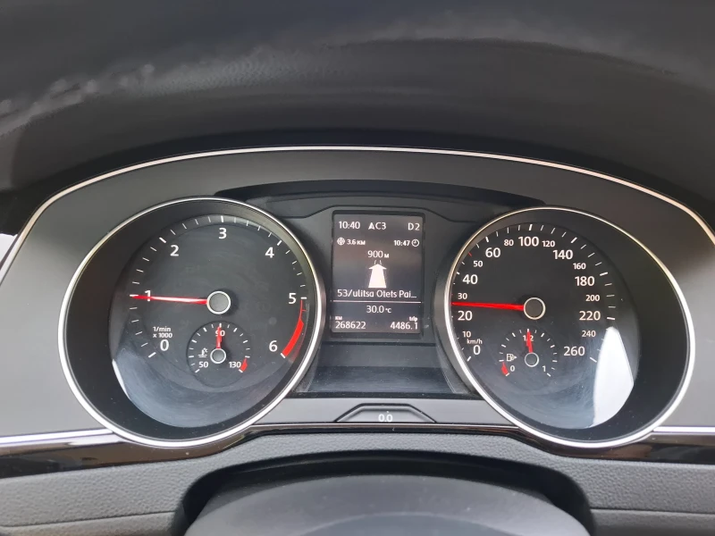 VW Passat 2.0TDI BLUMOTION , снимка 14 - Автомобили и джипове - 47379827