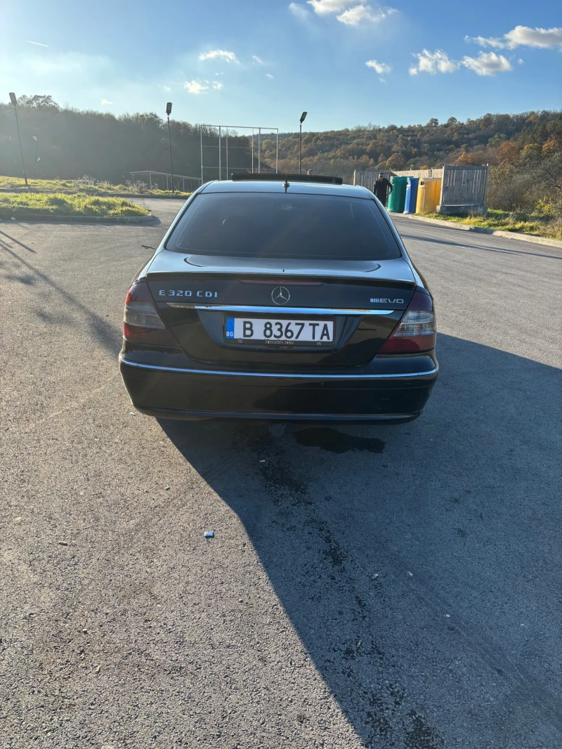 Mercedes-Benz E 320 Evo Avangarde, снимка 6 - Автомобили и джипове - 47991255