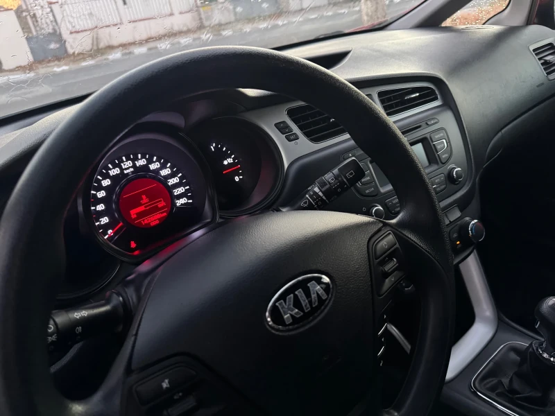 Kia Ceed 1.4 BENZIN AUSTRIA, снимка 13 - Автомобили и джипове - 48026098