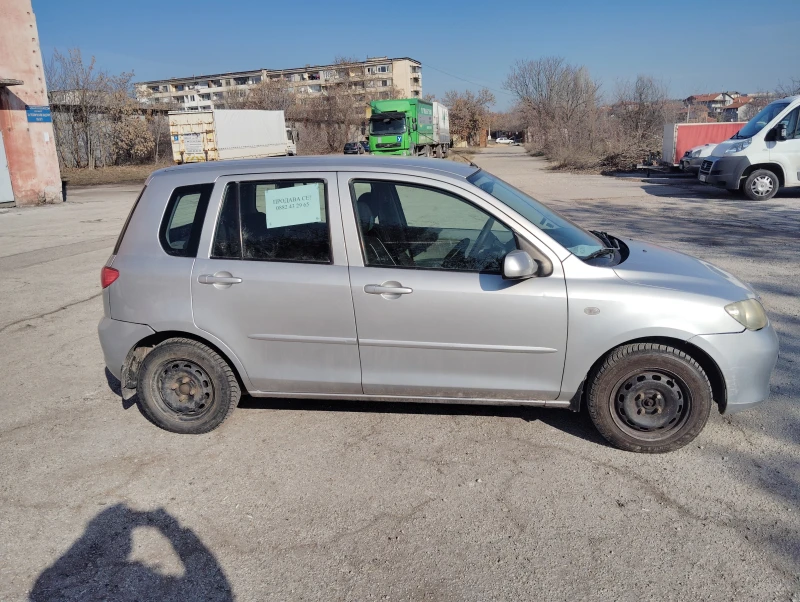 Mazda 2, снимка 4 - Автомобили и джипове - 49166422