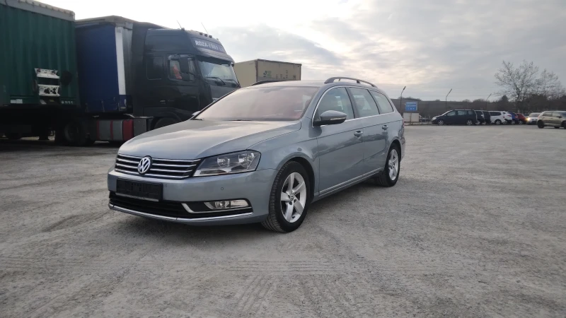 VW Passat, снимка 1 - Автомобили и джипове - 49247718