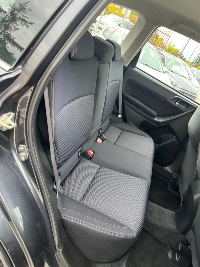 Subaru Forester Face lift, снимка 8 - Автомобили и джипове - 52052301
